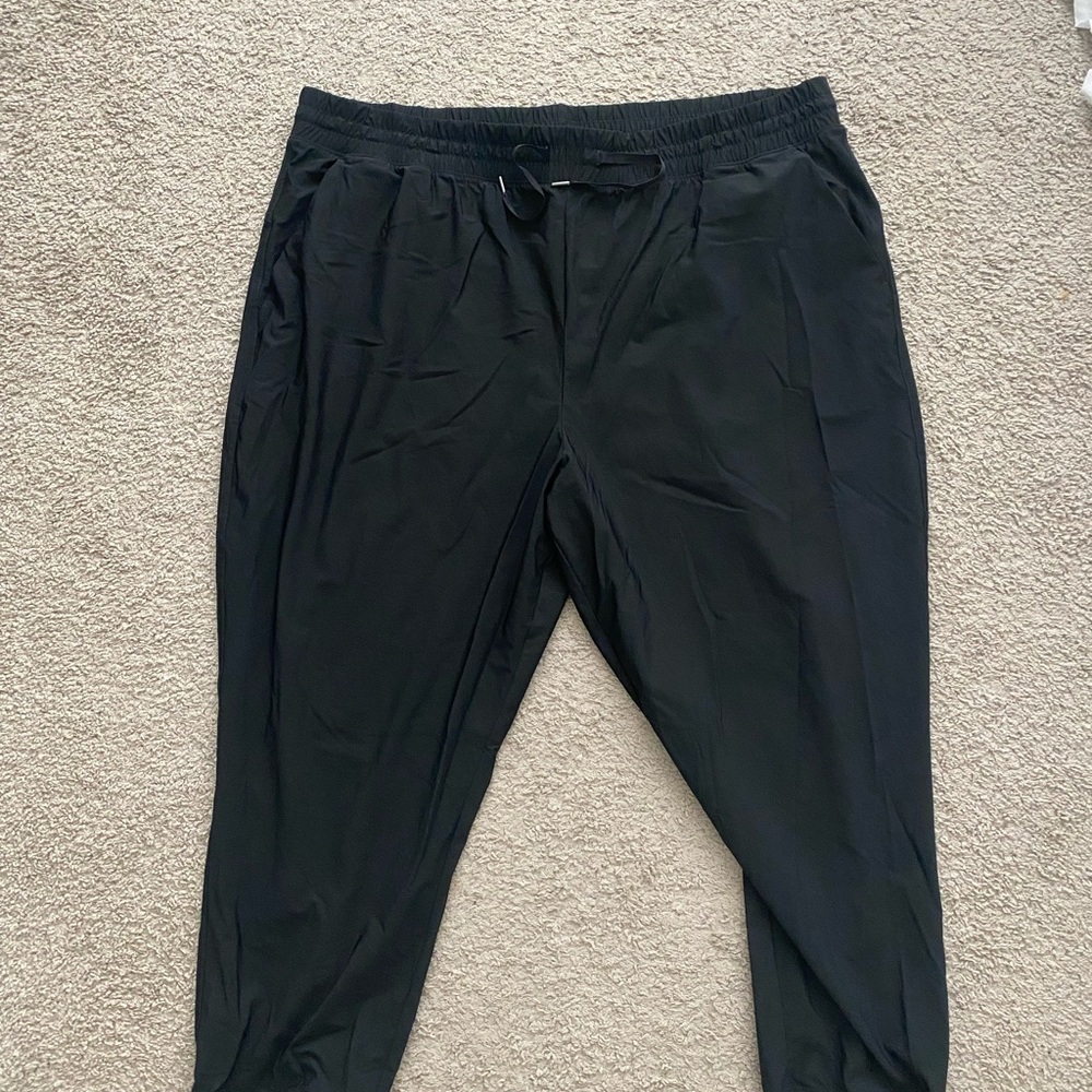 Old Navy Sleek tech joggers